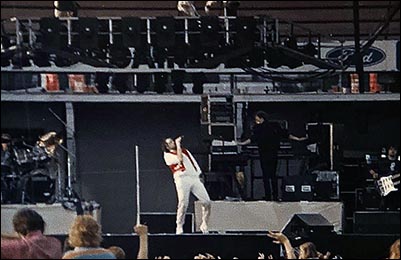 Fish: Müngersdorfer Stadion, Cologne - 19.07.1986 - Photo by unknown photographer